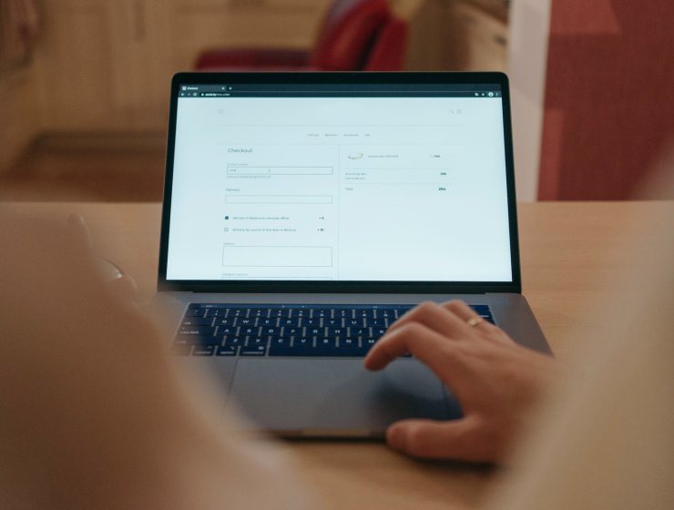 Vérifier l'adresse d'un site